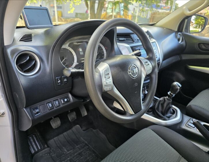 Nissan Navara Pick-up 2,3 l 120 kw