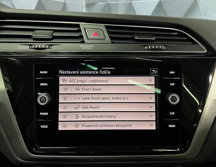 Volkswagen Touran Ostatní 1,5 l 110 kw