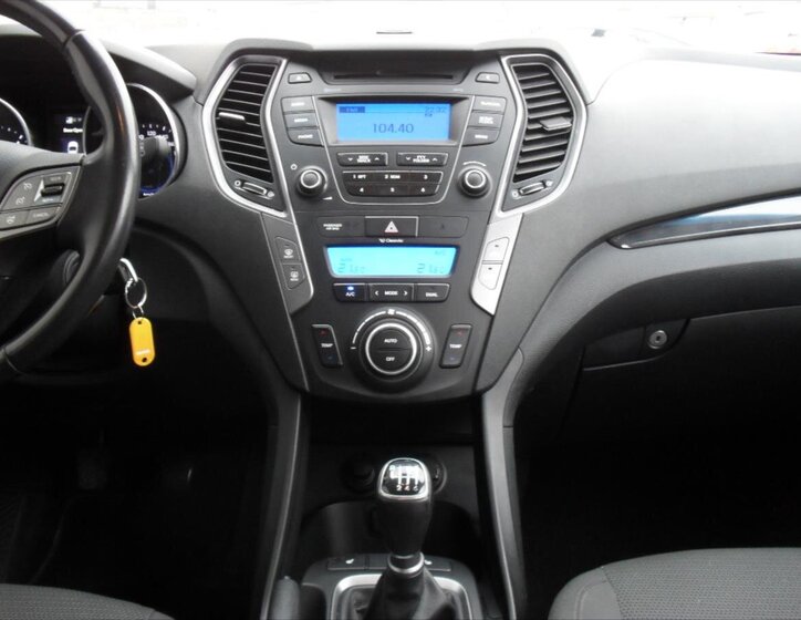 Hyundai Santa Fe SUV / Terénní 2,2 l 145 kw