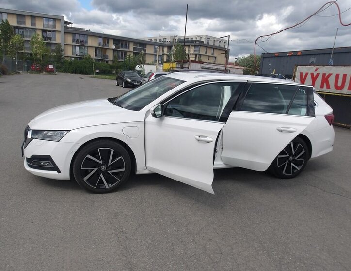 Škoda Octavia Kombi 1,4 l 150 kw
