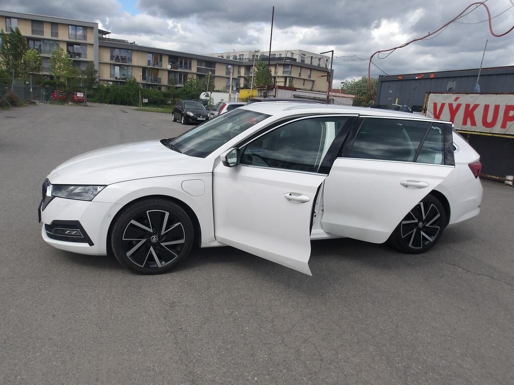 Škoda Octavia Kombi 1,4 l 150 kw