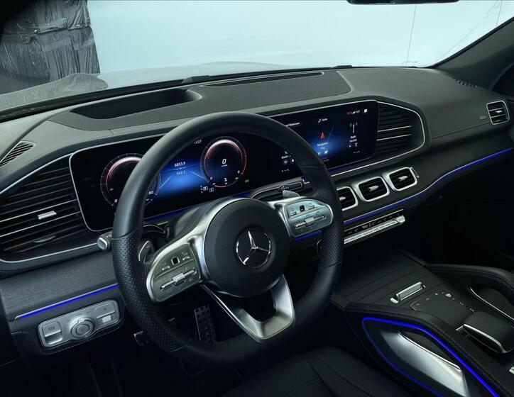 Mercedes-Benz GLS 9