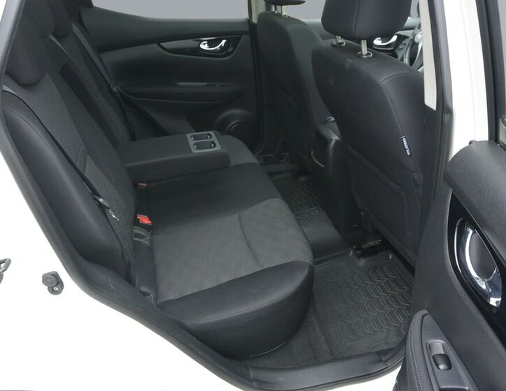 Nissan Qashqai SUV / Terénní 1,2 l 85 kw