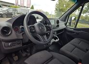 Mercedes-Benz Sprinter 7
