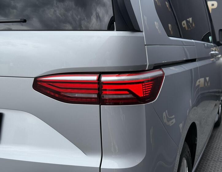 Volkswagen Multivan 44