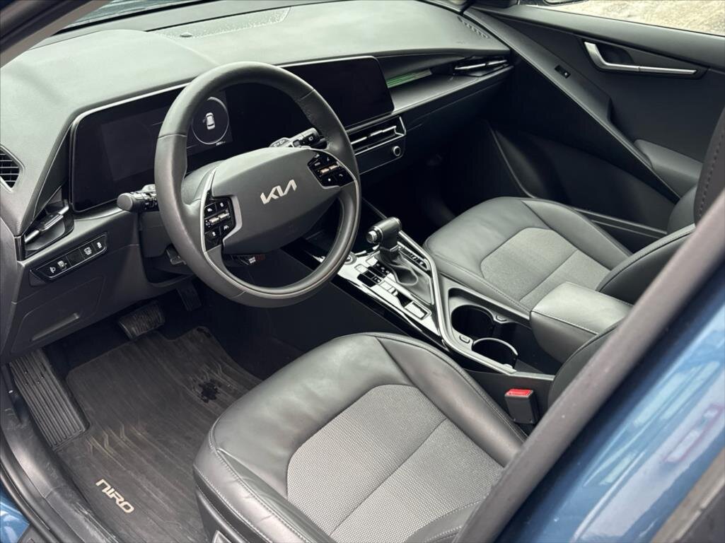 KIA Niro CUV / Crossover 1,6 l 77 kw