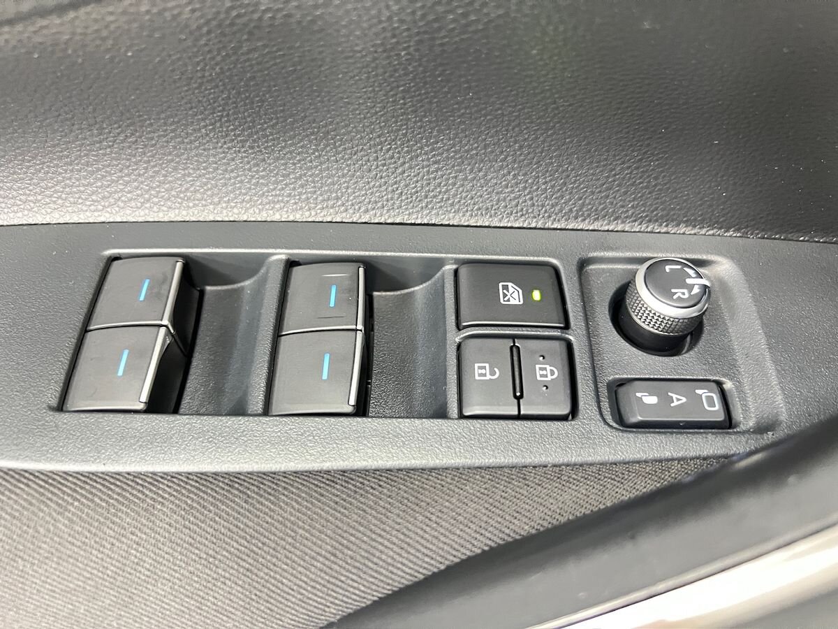 Toyota Corolla Sedan 1,5 l 92 kw