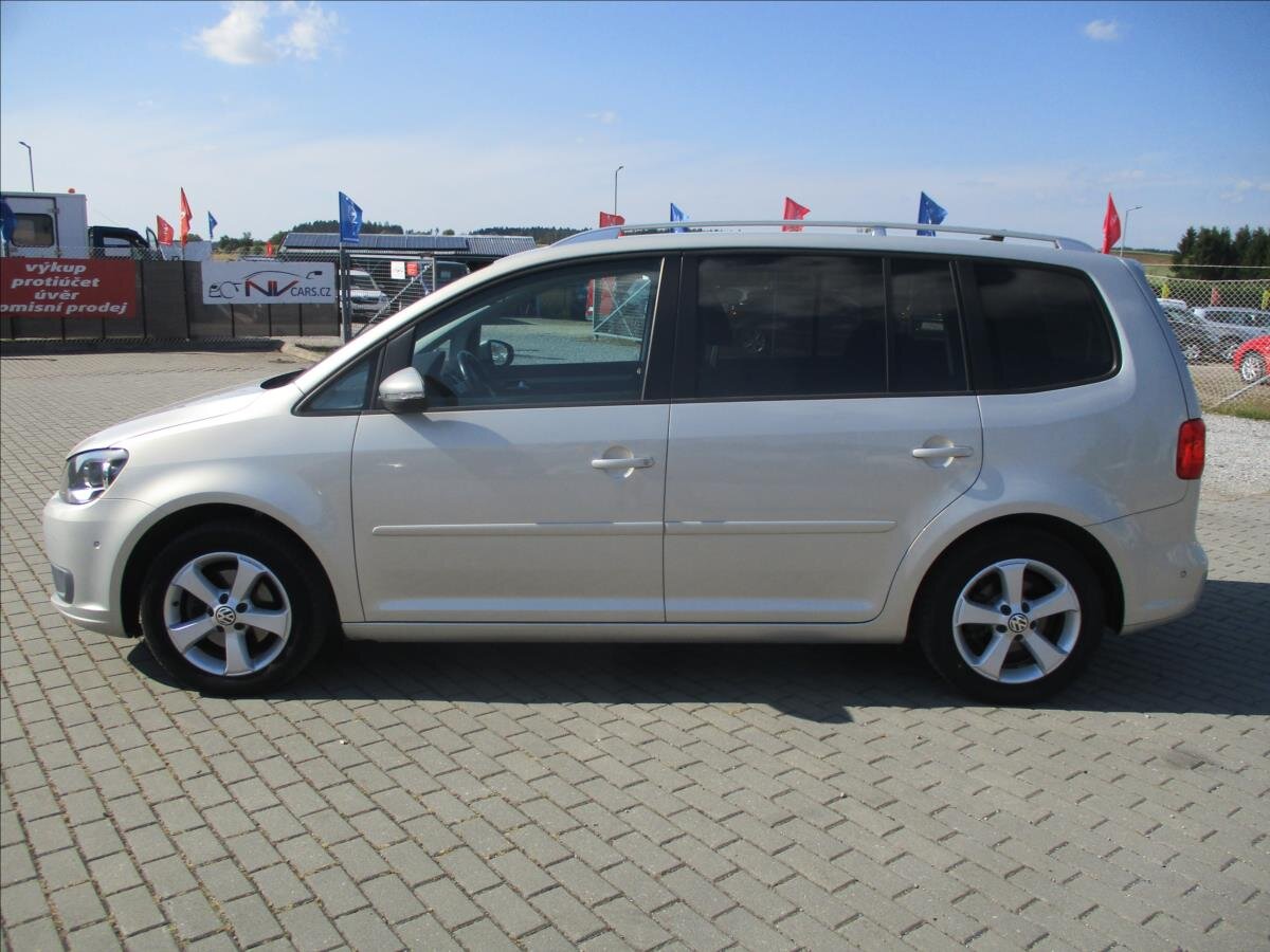 Volkswagen Touran Kombi 1,2 l 77 kw