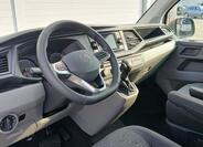 Volkswagen Caravelle 9