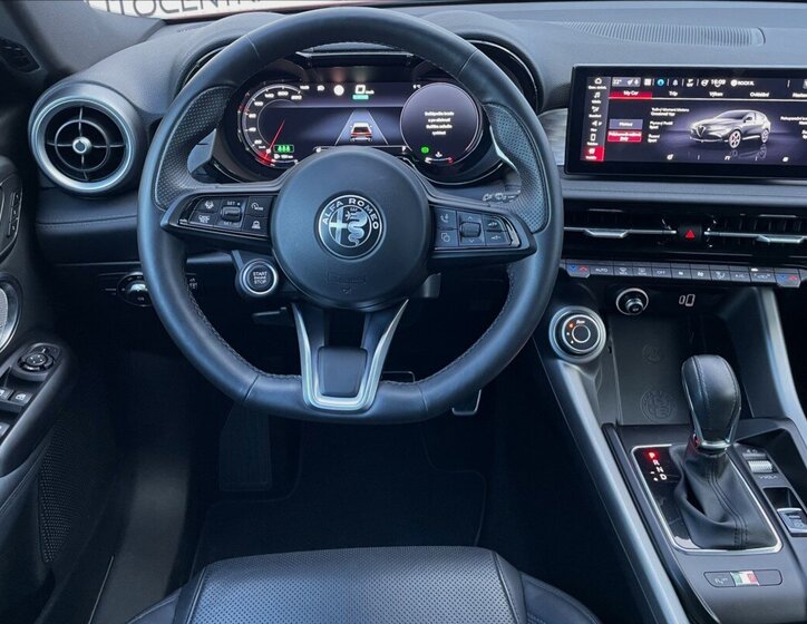 Alfa Romeo Tonale SUV 1,5 l 118 kw