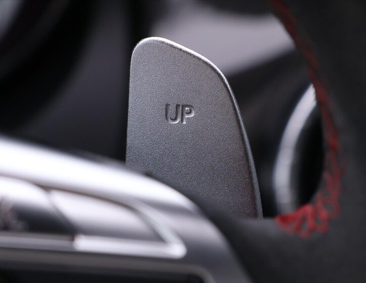 Mercedes-Benz CLA 28