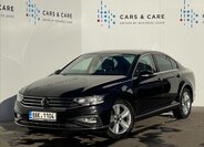 Volkswagen Passat 1
