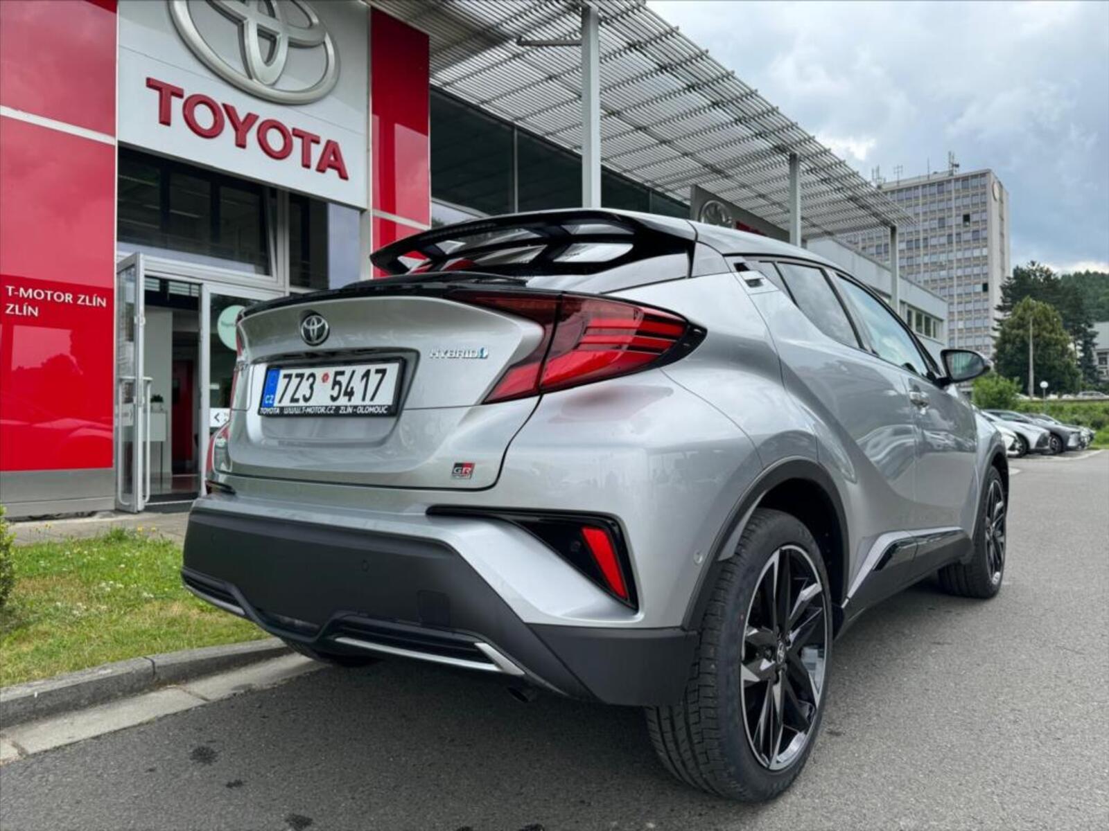 Toyota C-HR 3