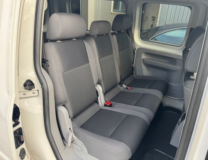 Volkswagen Caddy 19