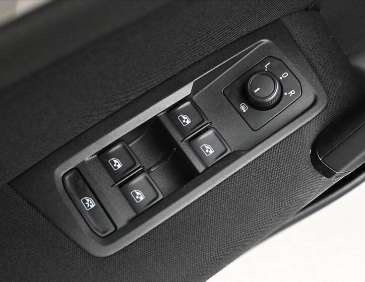 Volkswagen Touran MPV 1,6 l 85 kw