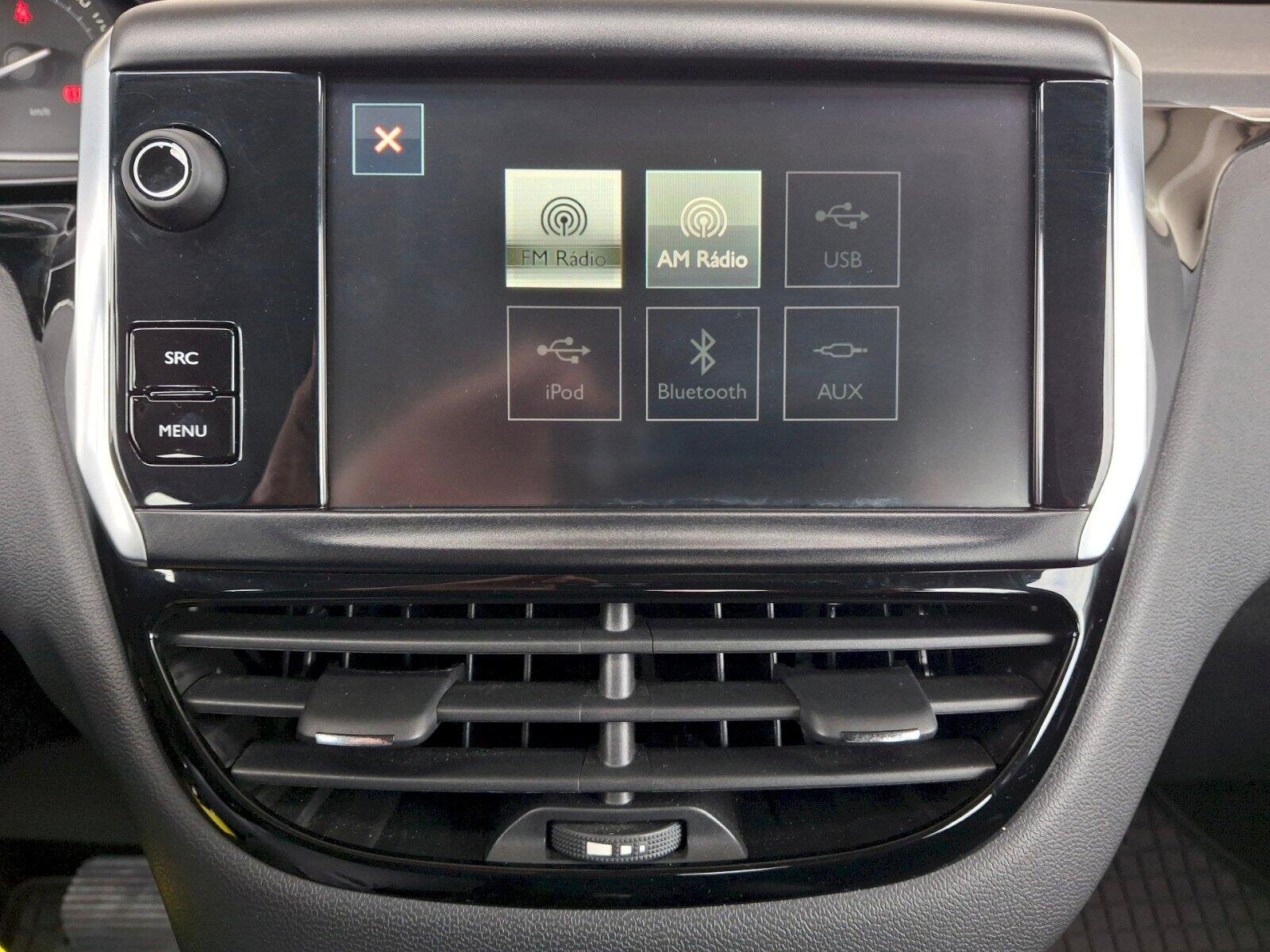 Peugeot 208 Hatchback 1,2 l 60 kw