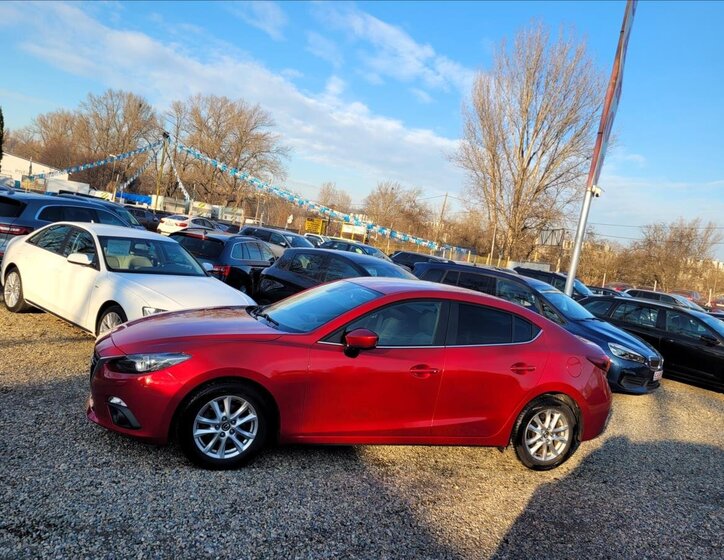Mazda 3 Sedan / Limuzína 2,0 l 88 kw