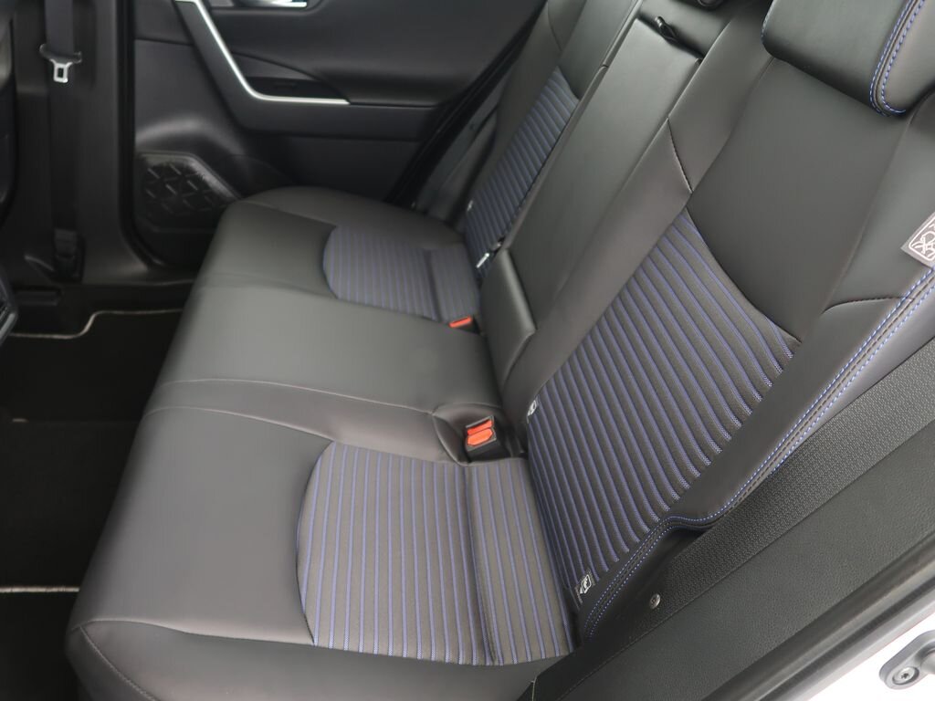 Toyota RAV4 SUV 2,5 l 131 kw