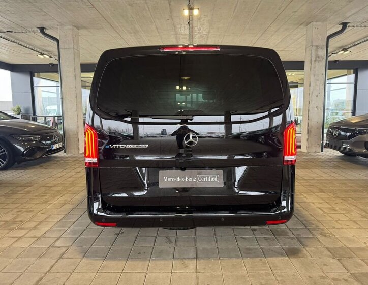 Mercedes-Benz Vito 6