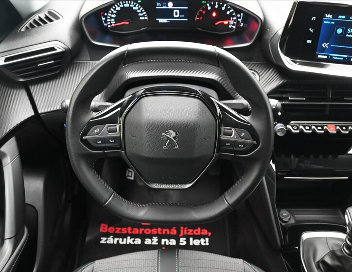 Peugeot 2008 SUV / Terénní 1,5 l 81 kw