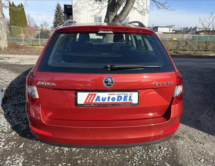 Škoda Octavia Kombi 2,0 l 110 kw