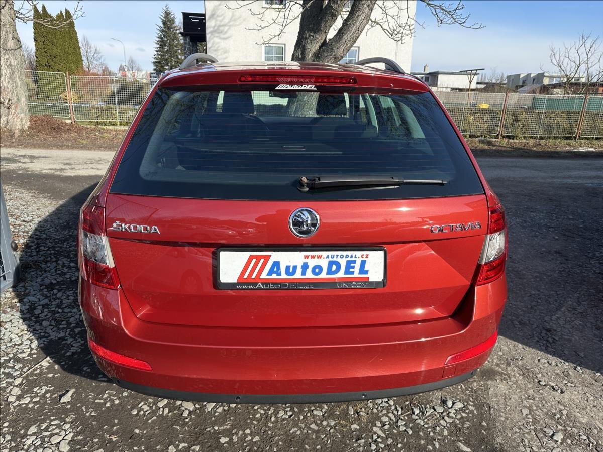 Škoda Octavia Kombi 2,0 l 110 kw