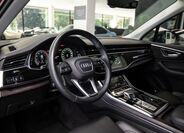 Audi Q7 5