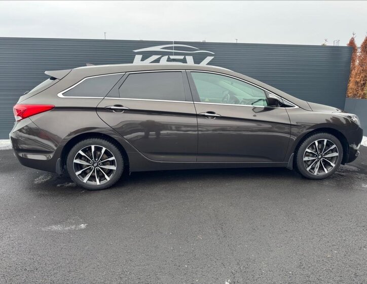 Hyundai i40 Kombi 1,7 l 104 kw