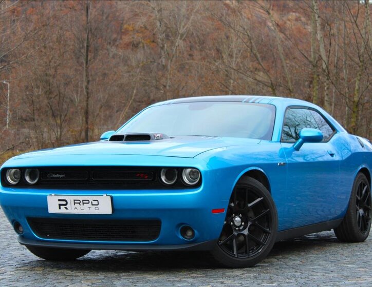 Dodge Challenger 26