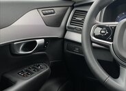 Volvo XC90 12