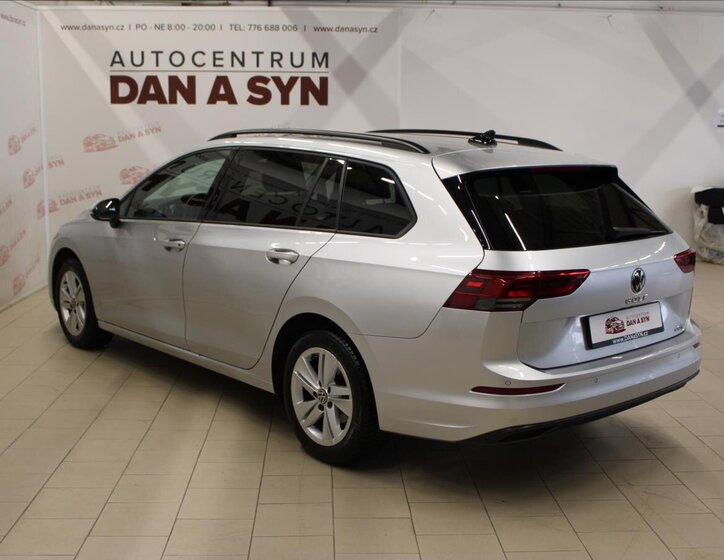 Volkswagen Golf Kombi 1,5 l 110 kw