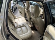 Volvo XC70 16