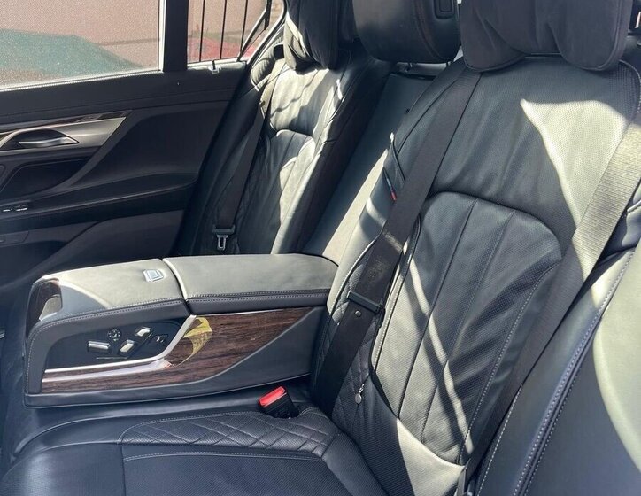 BMW Ostatní Sedan 0,0 294 kw