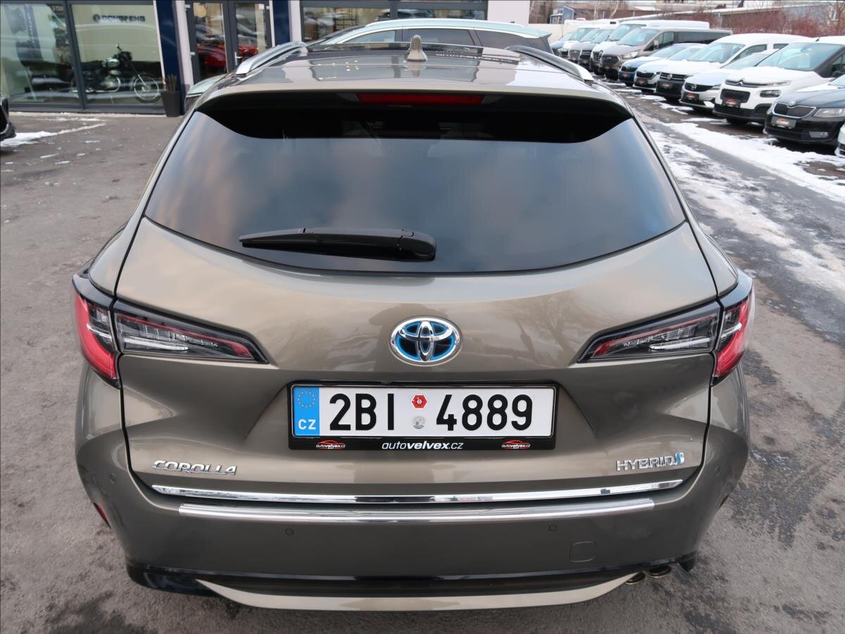 Toyota Corolla Kombi 2,0 l 132 kw