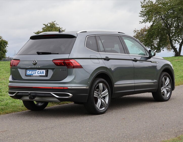 Volkswagen Tiguan Allspace 7