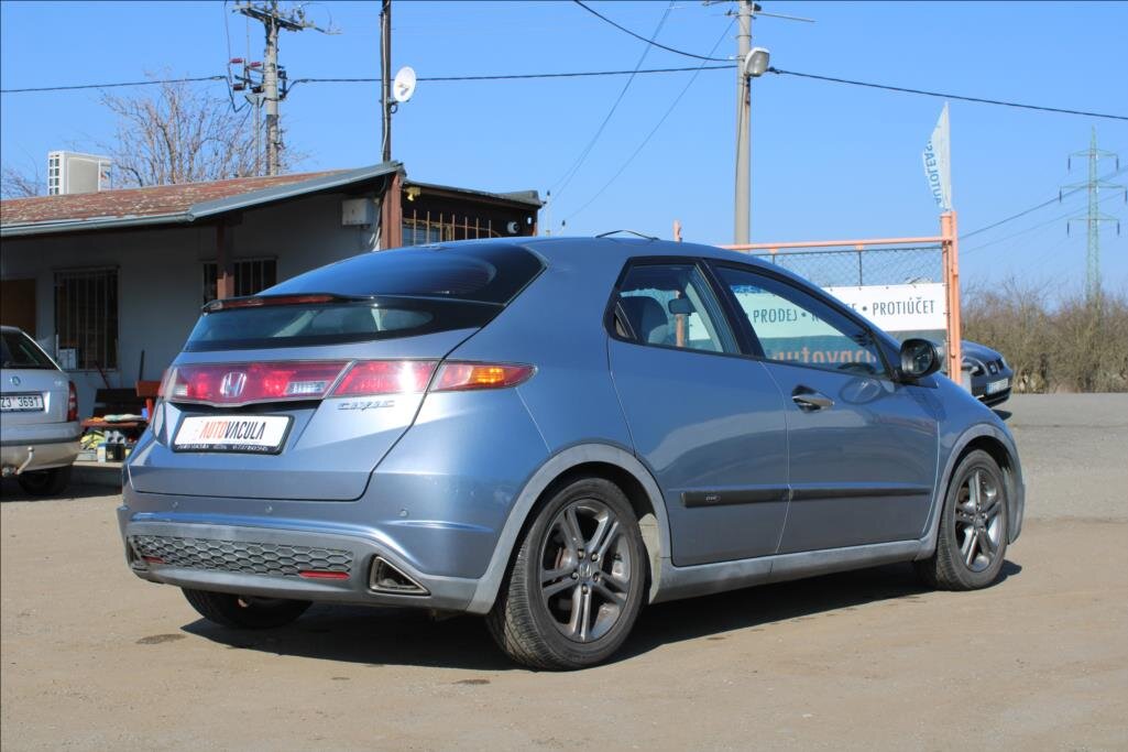Honda Civic Hatchback 1,8 l 103 kw