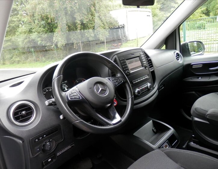 Mercedes-Benz Vito Kombi 2,1 l 140 kw