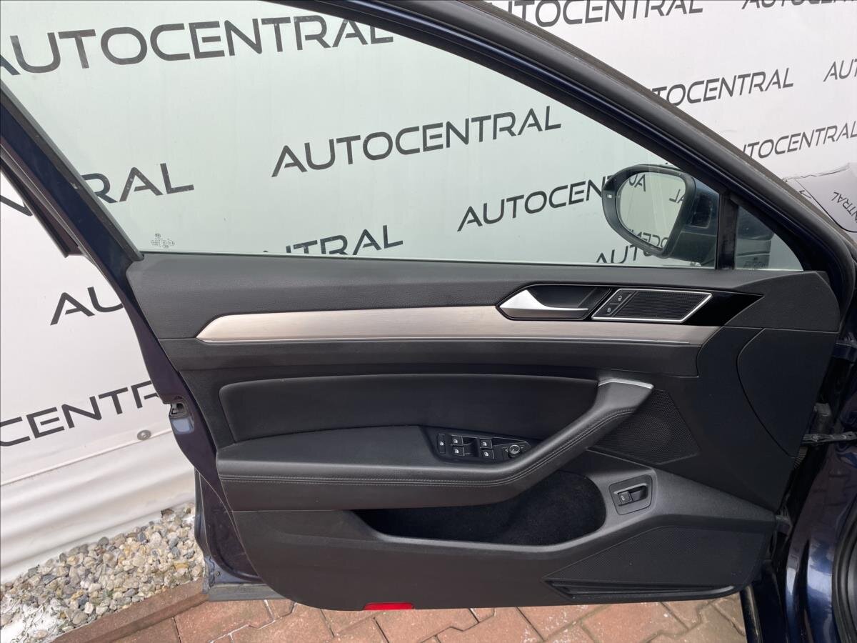 Volkswagen Passat Kombi 2,0 l 176 kw