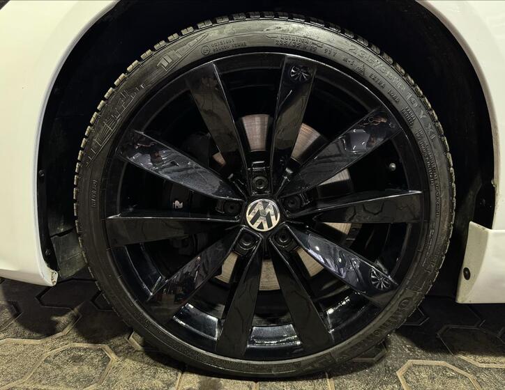 Volkswagen Scirocco 40