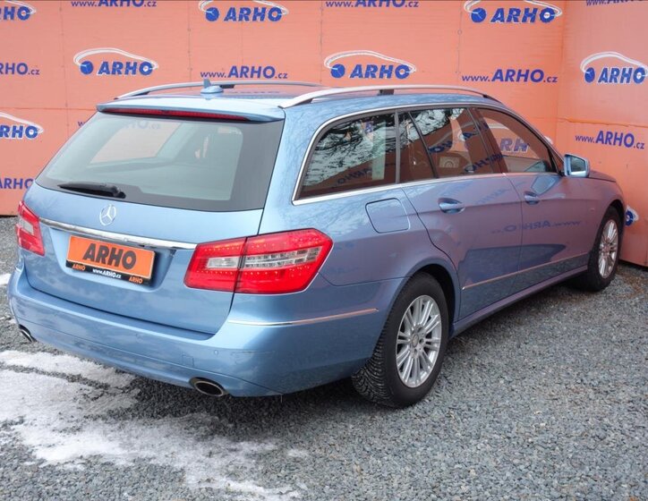 Mercedes-Benz Třídy E Kombi 3,0 l 195 kw
