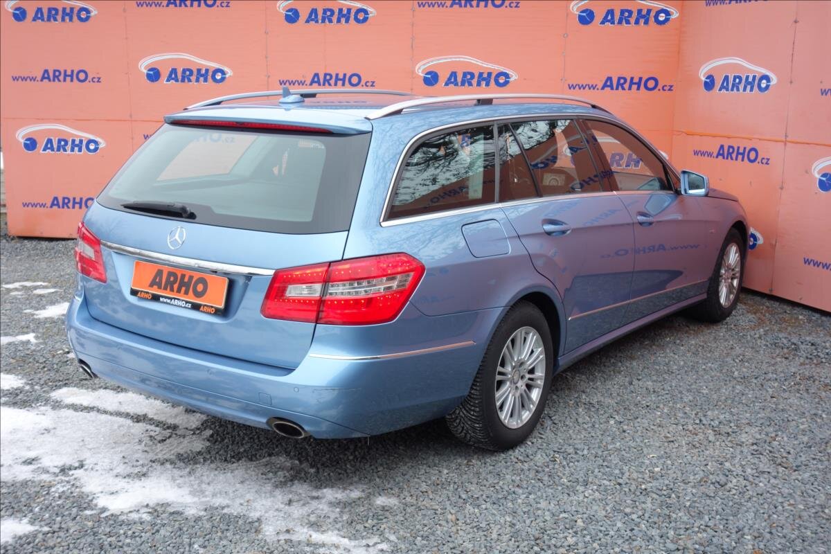 Mercedes-Benz Třídy E Kombi 3,0 l 195 kw