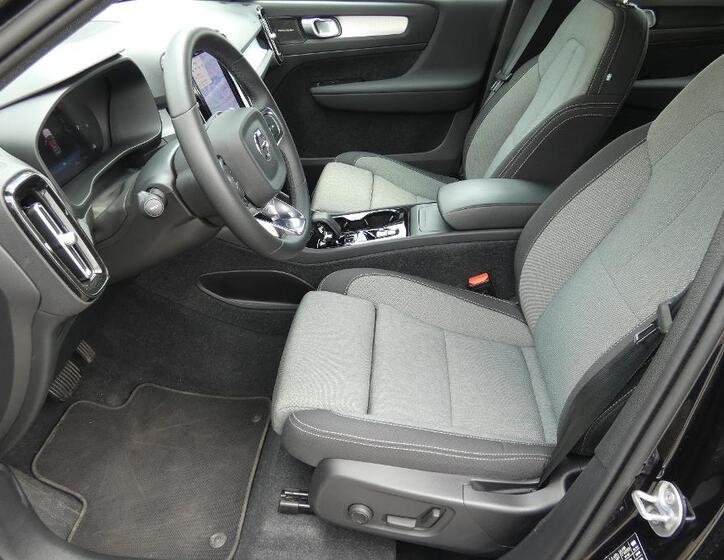 Volvo XC40 18