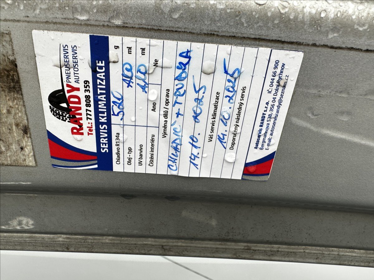 Volkswagen Touran MPV 2,0 l 110 kw