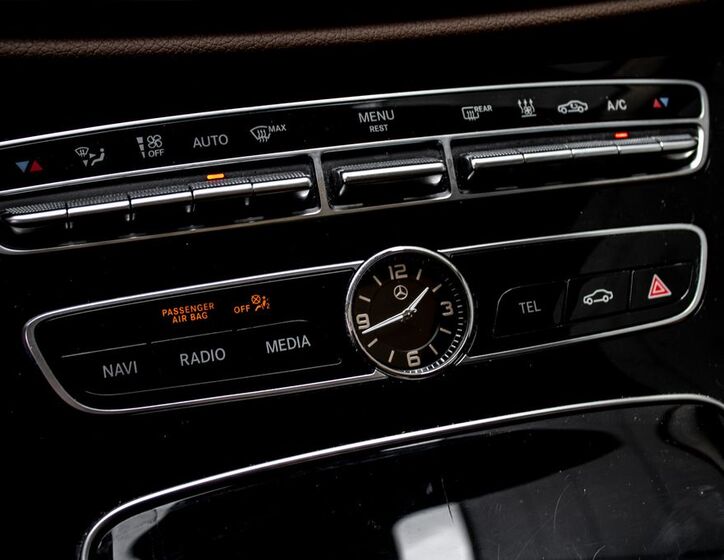 Mercedes-Benz Třídy E 19