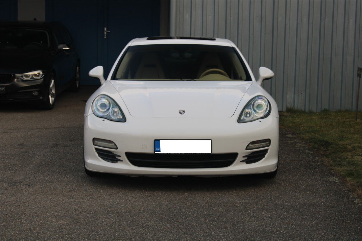 Porsche Panamera Hatchback 3,6 l 220 kw