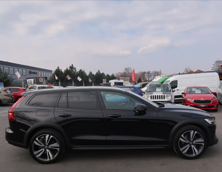 Volvo V60 Kombi 2,0 l 140 kw