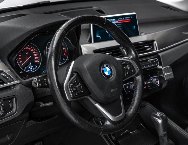 BMW X1 SUV 2,0 l 170 kw