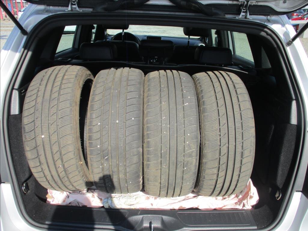 Mercedes-Benz Třídy B Kombi 1,5 l 80 kw