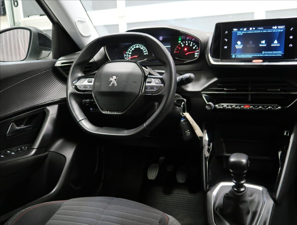Peugeot 2008 SUV / Terénní 1,2 l 74 kw