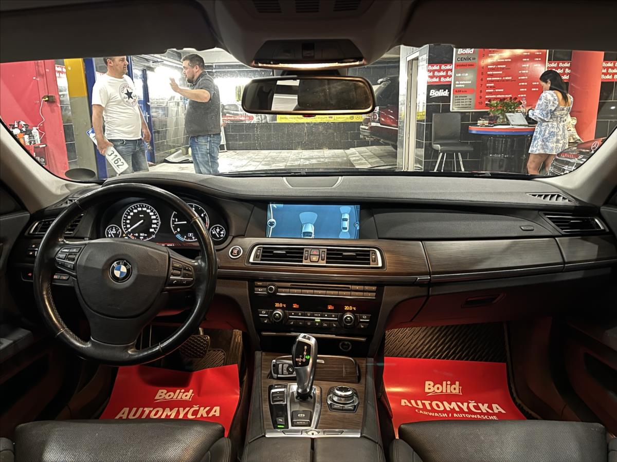 BMW Řada 7
